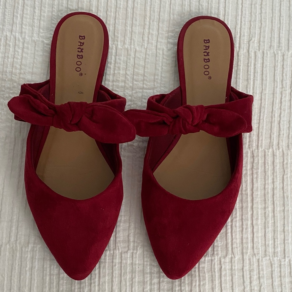 Bamboo Women's Deep Red Bow Mules